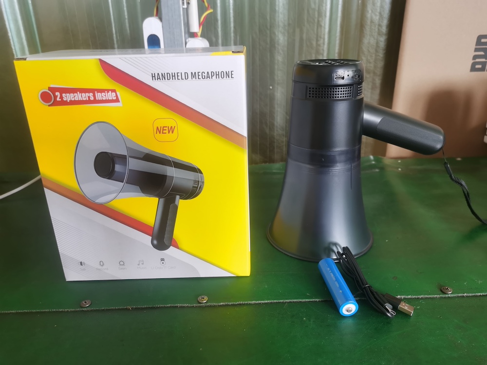 megaphone with bluetooth