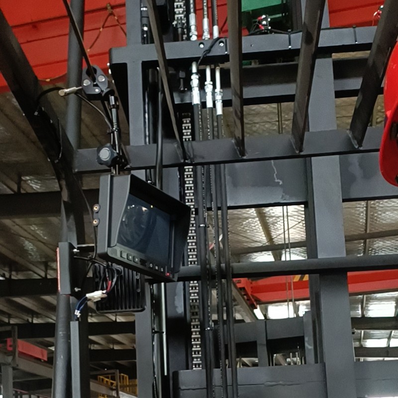 monitor with laser camera high-lift truck