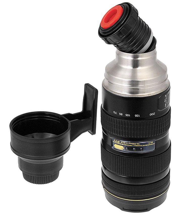 thermal mug in the shape of a photo lens