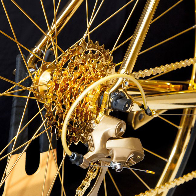 Gold konstrukcia bicycle