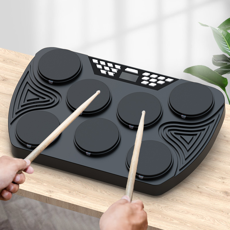 Portable electronic drums with pedals