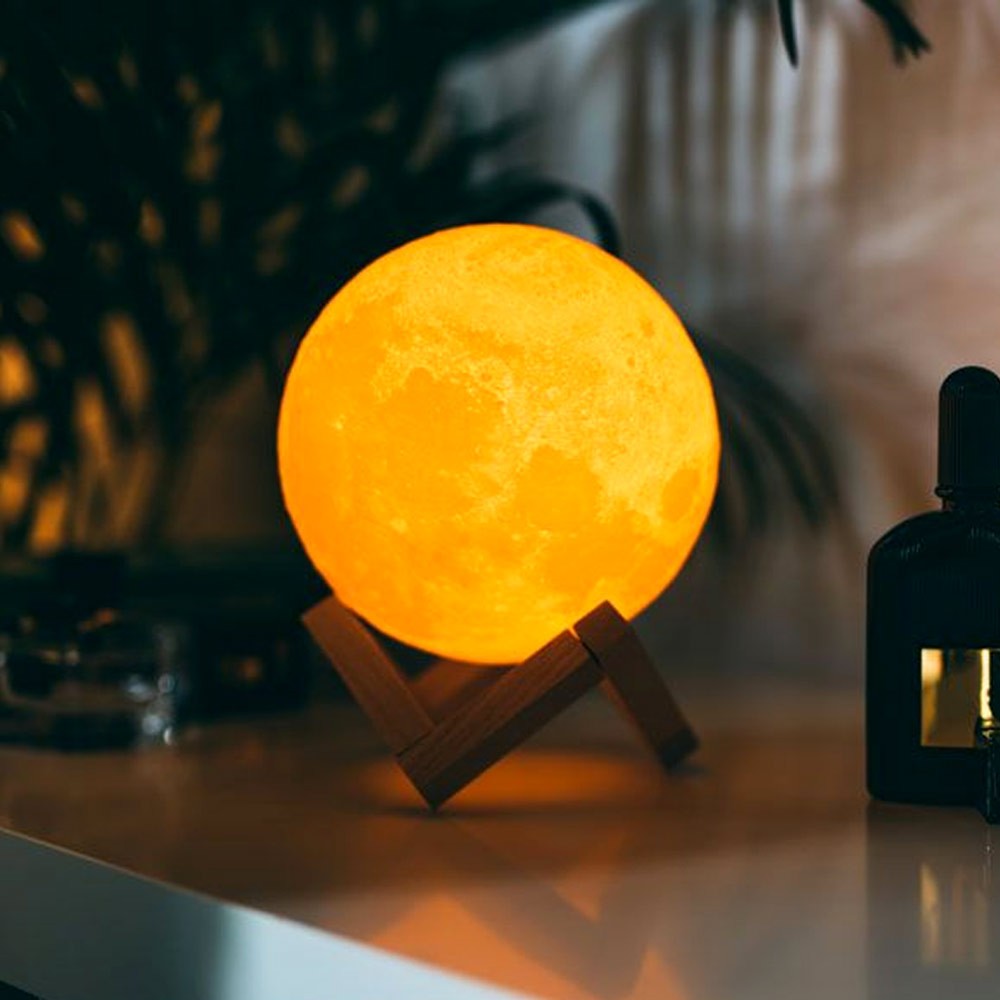 3D moon - touch lamp to the bedroom