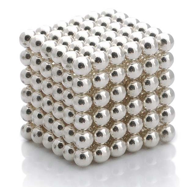 vinde gør dig irriteret rent faktisk Magnetic balls - 5mm silver | Cool Mania